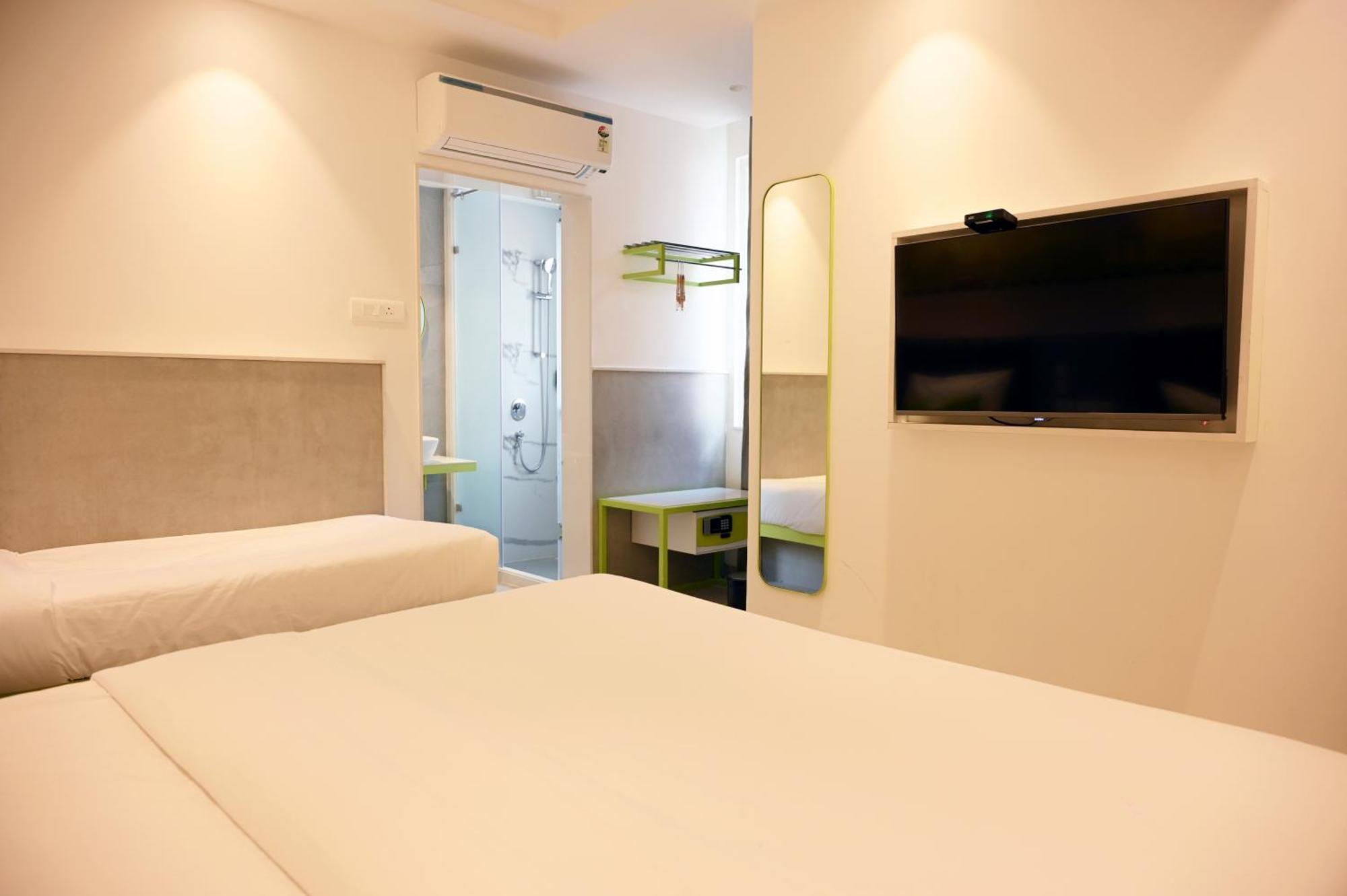 Hotel Le Roi Express Karol Bagh 德里 外观 照片