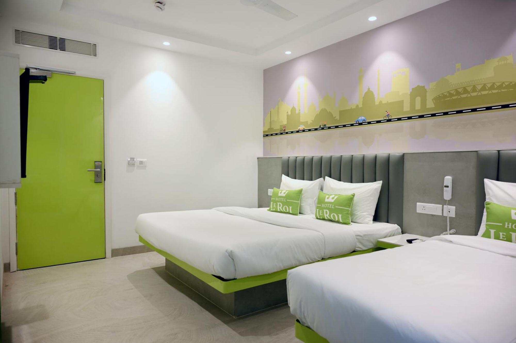 Hotel Le Roi Express Karol Bagh 德里 外观 照片