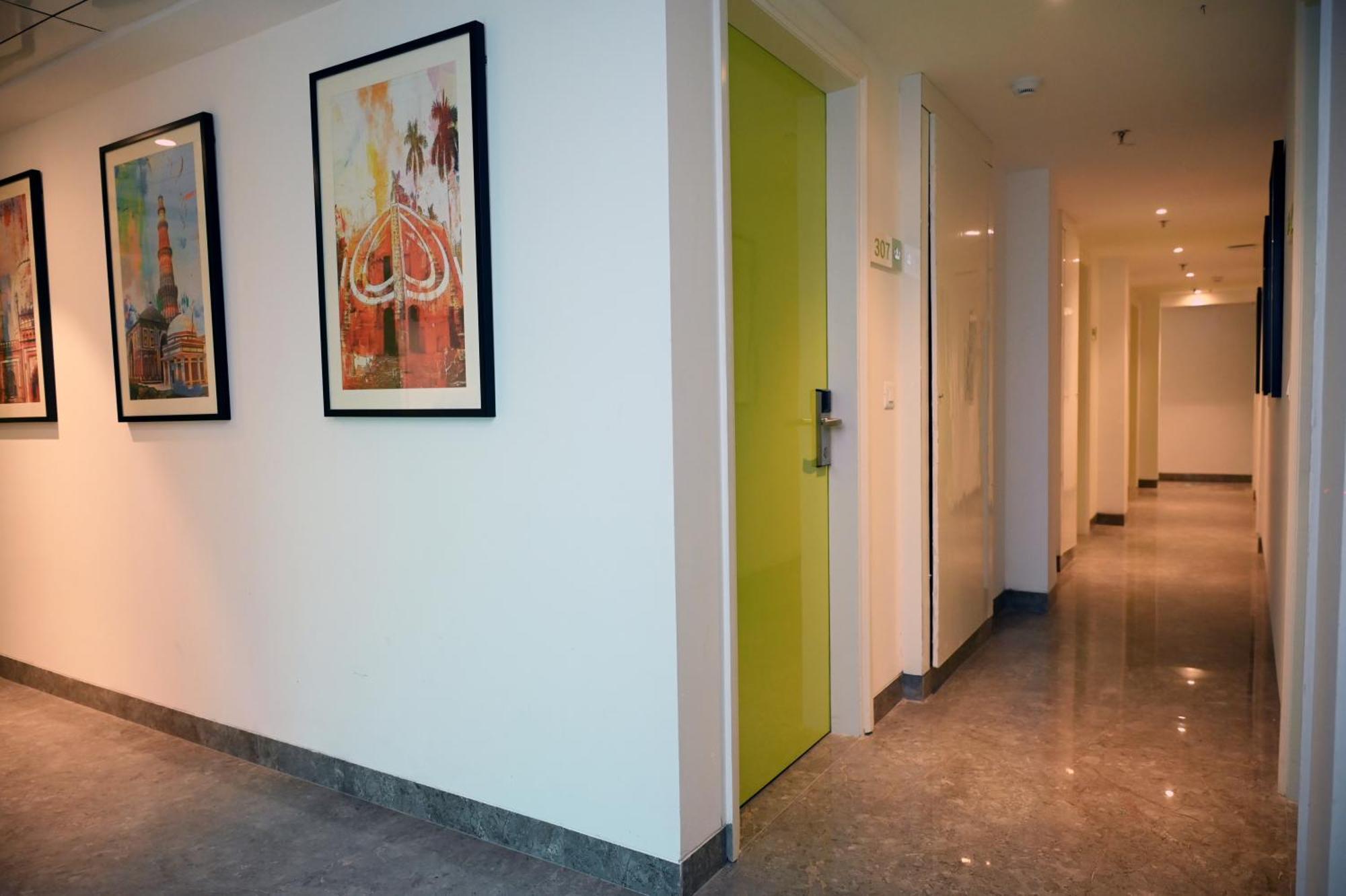 Hotel Le Roi Express Karol Bagh 德里 外观 照片